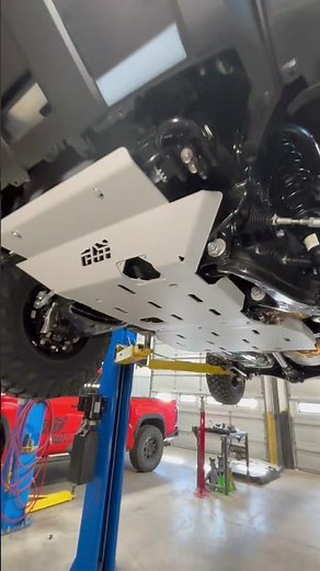 Got some skid plates on the new 4Runner!😮😮 what’s the next mod?? #toyota #4runner