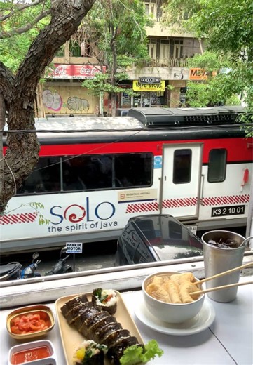 Exploring Jinju Eatery in Solo, Surakarta