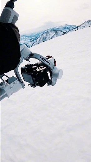 How DJI RS 4 Mini Intelligent Tracking feature keeps your subject perfectly framed 🖼️ ‪@alanyu9520‬