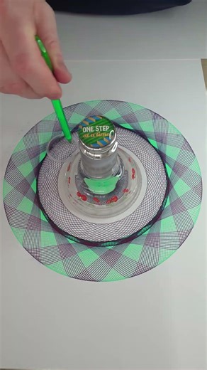 How to use spirograph like a Flash #art #satisfying #asmr