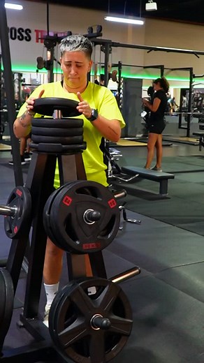 ✅ Acciones que no deberían ser extrañas, si no cotidianas. La educación forma parte de la buena convivencia en la familia Lowfit 🫶🏽 Así es mejor para ti y mejor para todos ✌🏽 | Lowfit Huelva
