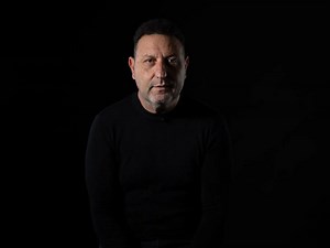 Meet #ShineALightOnRacism Campaign Patron, Peppi Bueti 🔆 Peppi is Director at Sunny Comms, a member of the Sunshine Coast Multicultural Advisory Group and is heavily involved in the Maroochydore Chamber of Commerce including extensive work with the national award-winning Migrant Work Ready program. Peppi has pledged to #DoTheWork to become anti-racist. Will you? Read more about Peppi's story here 👉 https://fal.cn/3qLBA Upload your pledge #DoTheWork to become anti-racist here 👉https://fal.cn/3