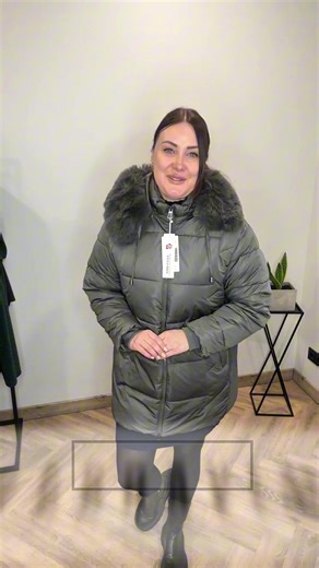 💥💥💥IŠPARDAVIMAS💥💥💥 ❄️ŽIEMINĖS STRIUKĖS❄️ Su gobtuvu (gobtuvas nusisega), užtrauktuku, spaudėmis, patogiomis kišenėmis, kurios taip pat užsisega spaudėmis👏 Spalvos: grafito ir juoda. Įvairiausi dydžiai! • Krūtinei: nuo 120 iki 140 cm. Matuojant išorę! • Klubai: 10 cm plačiau, priklausomai nuo krūtinės apimties. • Ilgis - 80 cm. Igesnio modelio, dengia sėdmenis. Siunčiame visoje Lietuvoje🇱🇹 bei į kitas šalis👏 #striukės #ilgesnės #patogumasirstilius #sugobtuvu #siunčiame