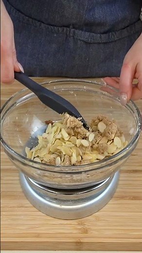 EASY Apple Crumble (No Oats!)