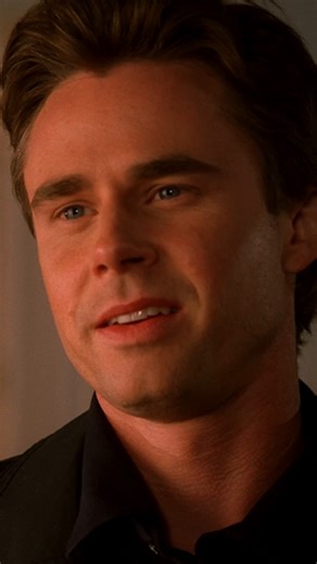 FISH! 🐟 Come back for part 10 and stream #Bones on Hulu! #Bones20thAnniversary #TemperanceBrennan #SeeleyBooth #CrimeDrama #Jeffersonian | Bones