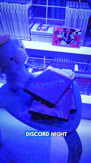 1.2K views · 172 reactions | there used to be a store where you would pick up physical copies of HD streams | Discord | Facebook