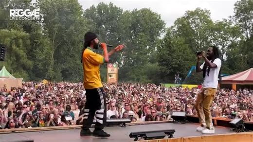 Two kings. One stage. Lion energy. 🦁💥 Jesse Royal x Protoje live in Amsterdam 🇯🇲🎤 Captured by Reggae live concerts 🎥 #reggaemusic #rootsreggae #reggaevibes #reggaeculture #BobMarley | Reggae-agenda