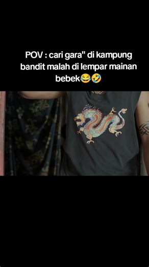 Kampung Bandit: Karakter Lucu dan Mainan Bekas