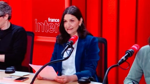 Si l’on s’en tient à la définition originelle du sionisme, le fait d’être sioniste revient à être pour l’existence d’Israël.Donc contre sa destruction, par essence (que la loi Yadan interdirait de défendre).Ainsi, tous les partis de l’échiquier politique, LFI compris, peuvent être qualifiés de sionistes.