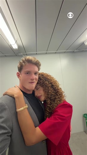 LOVERS OR ENEMIES? Ai, meu Vileo, sabe? 🫦 Eu passo mal com todas as trends que a Gabi faz, sou viciada 🤌 #TrêsGraças #TVGlob #Novelas