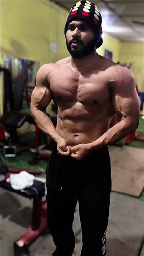 Flexing my GAINS about 12 year's hardwork 💪🏻 #shorts #sehar