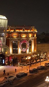 Immerse yourself in the magic of the Holidays at Le Capitole Hotel! The perfect destination in the heart of Old Quebec. 🤍 | Le Capitole Hôtel