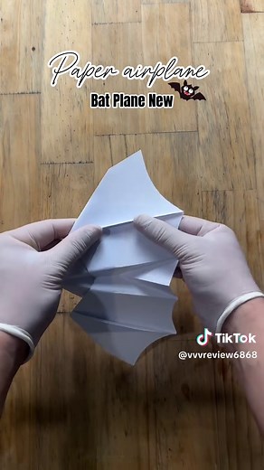 How to make a paper airplane that can flap its wings when flying EASY- Bat Plane New #vvvreview #papercrafts #paperairplane #batplane #origami
