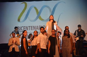 Presentaron el logo y la canción del Bicentenario