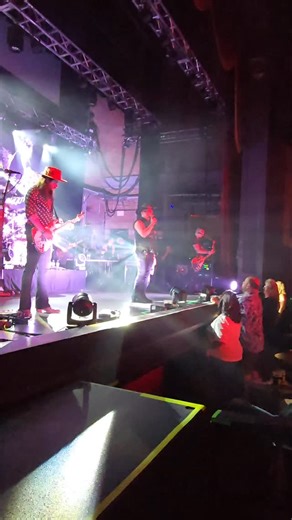 "Silent Lucidity" #geofftate and his killer band!! | Glen Magnotta