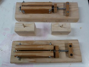A Saw for Putting Notches in the Ends of Dowels (by Hand)