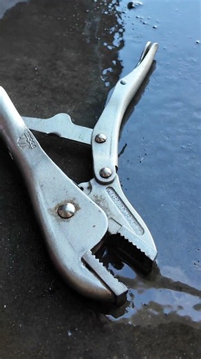 Give your grimey tools a chance again #brakecleaner #automotive #mechanic #tools