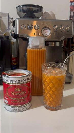 How to Make Thai Milk Tea at Home Cha Tra Mue Recipe #DIY #thailand #milktea #tea #reels