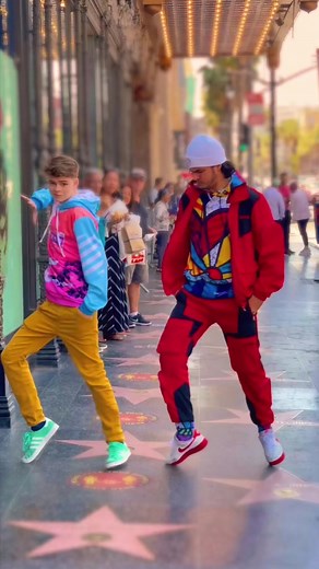 Smooth Dance Moves by @rampage_thedancer | Merrick Paddle Videos