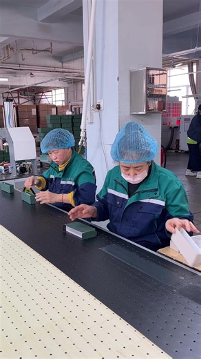 이 건강 중심 제품들의 포장과 친환경적인 색상이 마음에 드시나요?#packaging #design #food #custom #environment