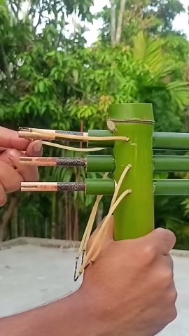 Craft Your Own Bamboo Toy Slingshots with 3 Arrows!
