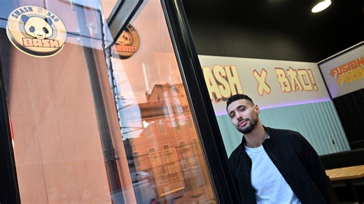 Avec ses burgers au pain bao et ses smashburgers, ce nouveau restaurant réinvente le fast-food à Albi