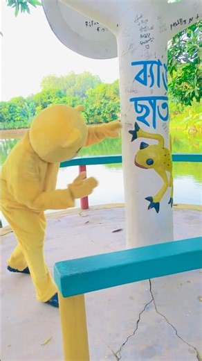 ব্যাঙের সাথে টেডি বিয়ারের দুষ্টামি 🤣🤣#teddy_bear_video #funny #teddy #comedy #foryou