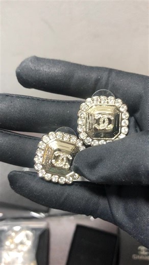 Who wants a catalog?#earring #jewelry #factory #fyp #luxury