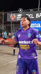 49K views · 772 reactions | Una de las leyendas del torneo, debutó esta semana con su habitual equipo y nos regaló semejante actuación : 3 goles y 2 asistencias , acá les dejamos EL RESUMEN del partidazo de “Christian Bustamante” con “El Kiosco” ..  | Torneo Barrio Antioquia | Facebook