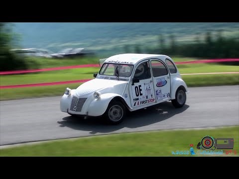 Rallye une 2CV très spéciale [ bonus image d'archive]