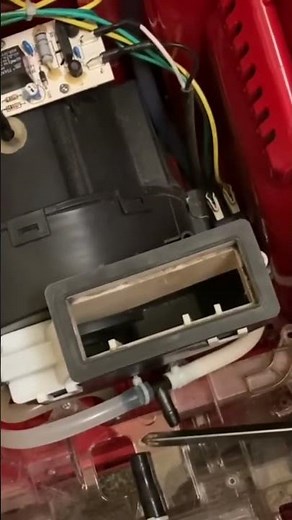 How to replace the belt of a rug doctor Dcc-1 carpet cleaner