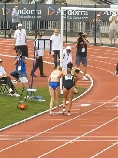 Nobody Expected Her To Do That😳🥰