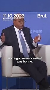 "Ces types viennent en Afrique et nous prêchent la bonne gouvernance, mais la bonne gouvernance commence chez soi." Le président de la Mo Ibrahim Foundation a publiquement interpellé Ajay Banga, le président de la Banque Mondiale. Les deux hommes étaient réunis à Marrakech pour les Assemblées annuelles de la Banque mondiale et du FMI. Voici ce qu'il a dit. | Brut Afrique