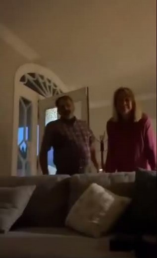 Karen & Kevin breaks in!#karen #karensgoingwild #karens #fyp #viral #kevin #kevinsgonewild #kevins #boostofhope #viralvideo