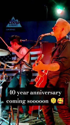 Hurry up June! The Quakes - Last Exit Live! lessss go!