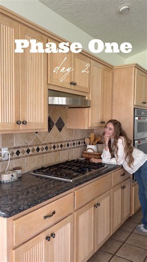 Remodeling My Kitchen On A Budget Day 2