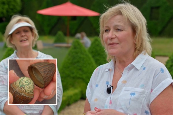 Antiques Roadshow guest floored as she learns truth about rare hidden item