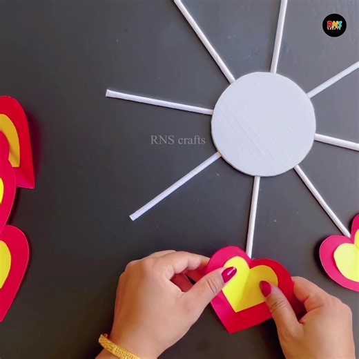 DIY Paper Wall Hanging Craft Tutorial