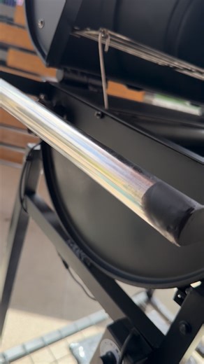 Paalam, manual paypay! Hello, perfect BBQ! 💨🥩 Bakit ka pa magpapagod mag-paypay kung may Hunter Griller Original Air Blower? ✅ No More Paypay: Iwas pagod at iwas usok sa mata! ✅ Steady Heat: Maintain ang tamang init para sa juicy at quality na ihaw. Hassle-free na ang bonding, perfect pa ang luto. Ganito dapat ang bawat BBQ session! 🔥🎯 #original #huntergriller #bbqtime | Hunter Griller & Rotisserie