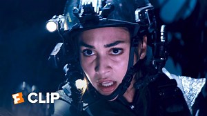 It’s humans v. aliens in this exclusive clip from ‘Skylines.’ Available tomorrow on FandangoNOW! | MOVIECLIPS