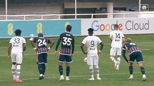 12K views · 702 reactions | Le résumé de la victoire des Rouge et Noir contre Nottingham Forest (0-5), dans le cadre de leur 5e match de préparation. ⚫️ #ToutDonner | Stade Rennais F.C. | Facebook