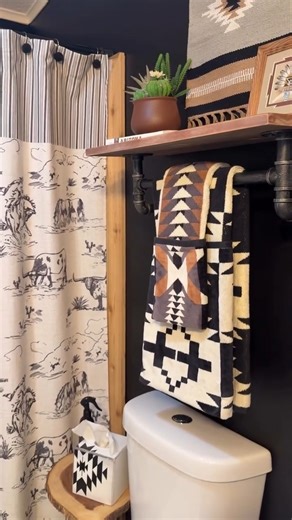 2.2K reactions · 97 shares | Upgrade your western bath with Lone Star Western Decor's Canyon Twilight Towels! See how @cheyswindle styles hers. https://bit.ly/3HHS05C | Lone Star Western Decor | Facebook