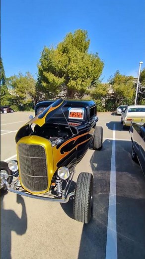 1932 Ford 3-Window Coupe Hot Rod – Classic Flame Paint Street Rod