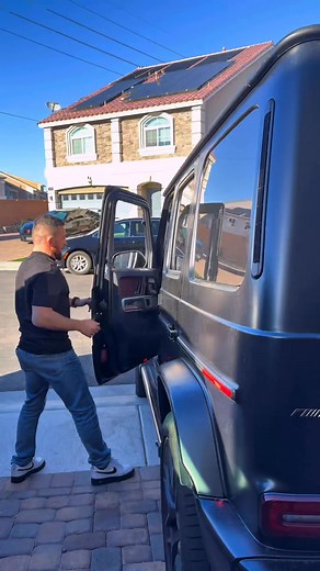 1.3M views · 27K reactions | Always in a good mood with Aviator SPRIBE 料 | Merab "The Machine" Dvalishvili | Facebook