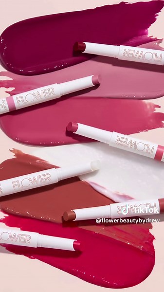 Behind the scenes with @hayleyfiskphoto and our @allure best of beauty winner, Plump Up Gloss Sticks 👄💋 Available at @cvspharmacy and online at @ultabeauty #FLOWERbeauty #beautyonthego #plumpupglossstick