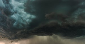 Por que as nuvens de chuva são escuras? | Oráculo