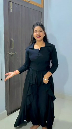 Mala Sahu_ on Instagram: "#laika anar maga ta 🤪🤪 #trending #trend #reels . . . #viral #instagood #instapost #instagramreels #trendingreels #artist #fyp #likeit #comment #shear . . . #explorepage ✨"