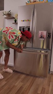 3.1M views · 157K reactions | Who ate all the popsicles? | Zach King | Facebook