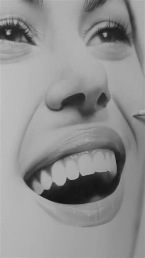 Painting TEETH within a PORTRAIT! #shorts #art #portrait #painting #airbrush #drawing