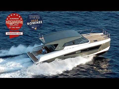 MAKAI M37: The Award-Winning Power Catamaran